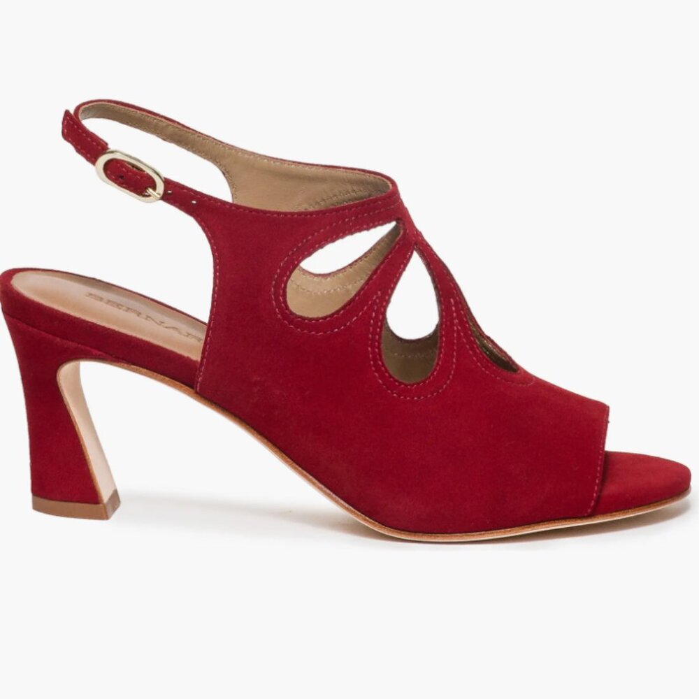 Bernardo Red Suede Nili Dress Pumps - NWT - Size 7 - Sold out color! - Picture 3 of 3